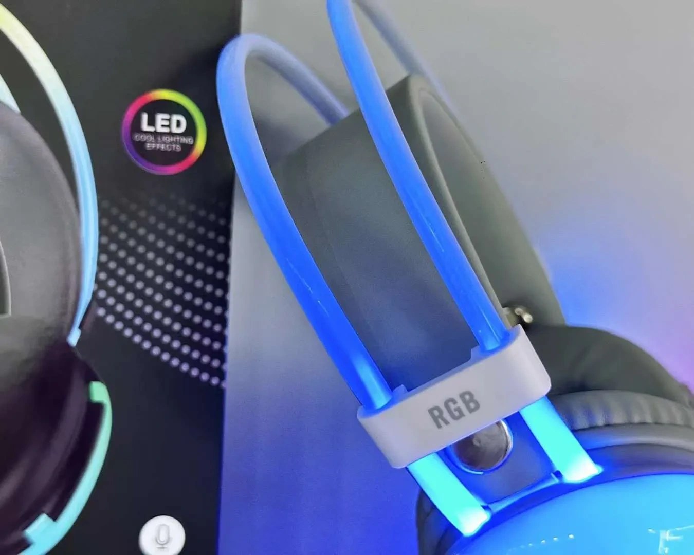 هدفون بی سیم سونی مدل PM860 با قابلیت نویز کنسلینگ